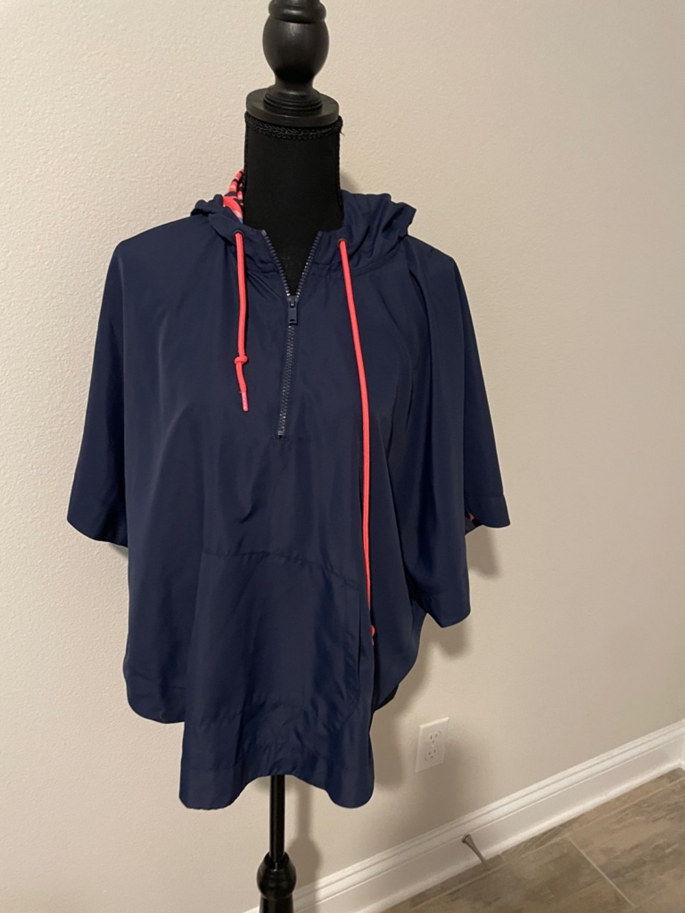 AERIE-Navy Pullover Hood XS/S windbreaker with Coral Drawstrings